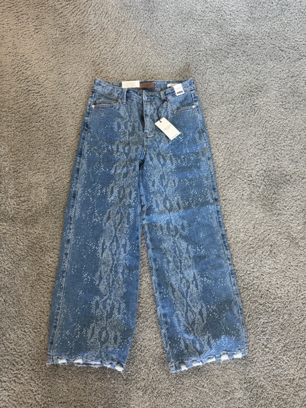 Judy Blue Blue Snake-Effect Wide Leg Jeans - Picture 2 of 8